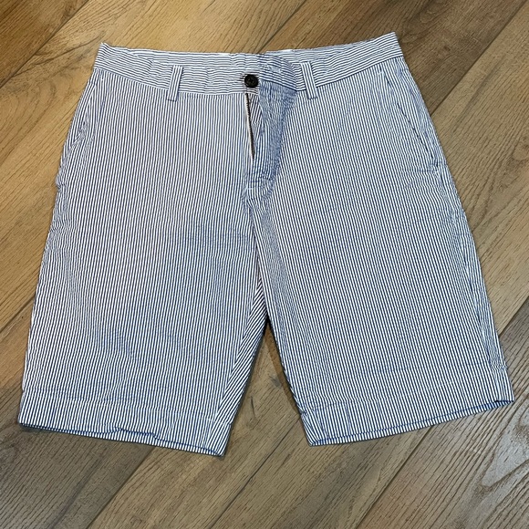 Brooks Brothers Seersucker Blue Striped Shorts Men’s Size 32 - Picture 1 of 5